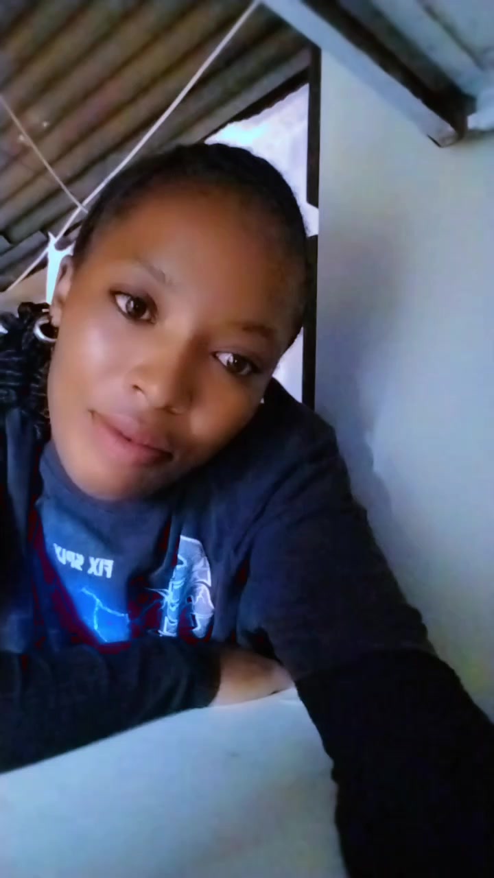 @Tshepie21