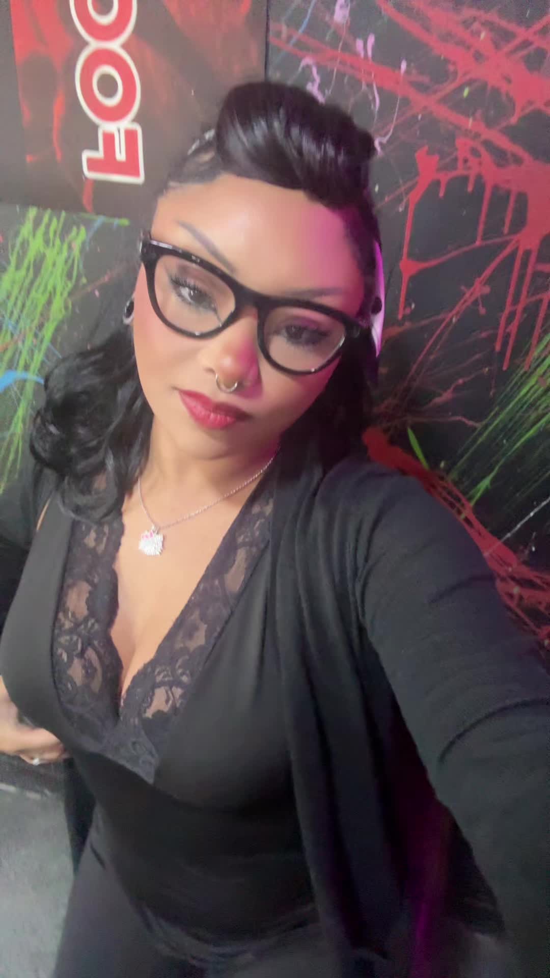@SPOOKYBADDIE