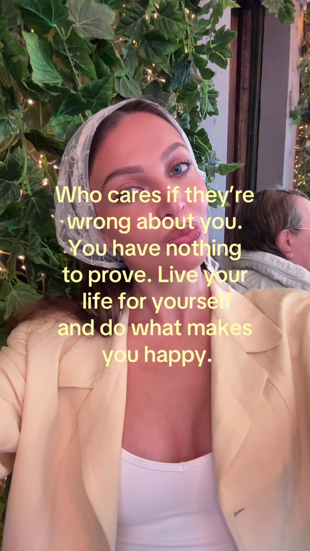 @olivia manoit