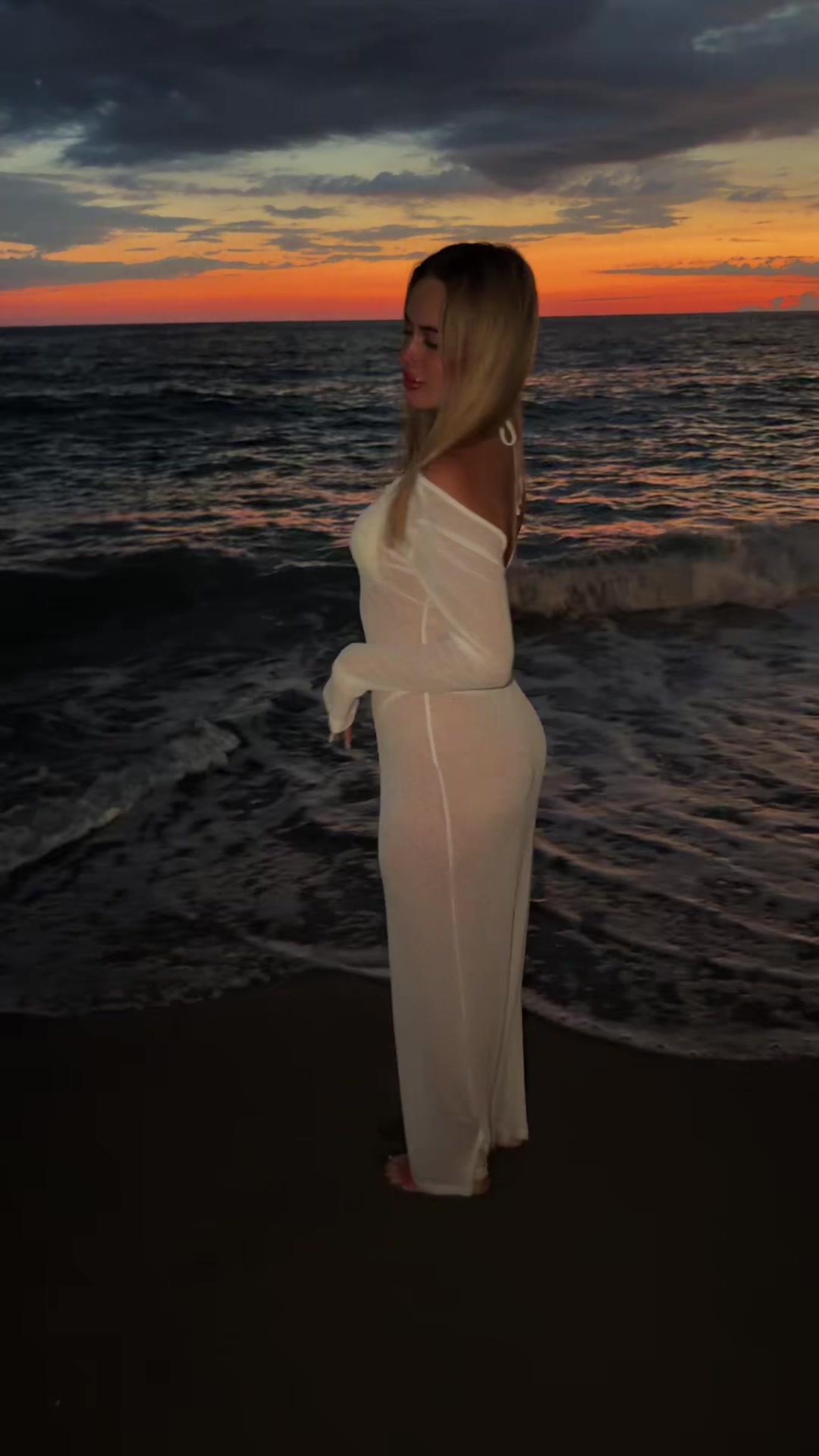 @BLONDY🕊️🤍