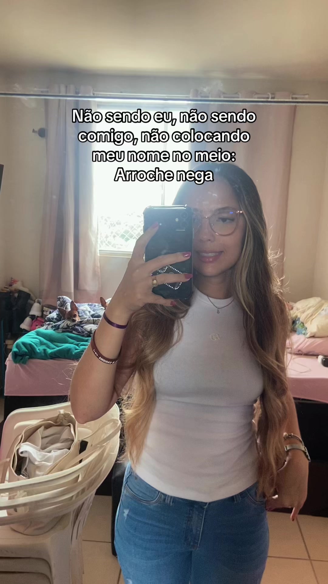 @Mábia