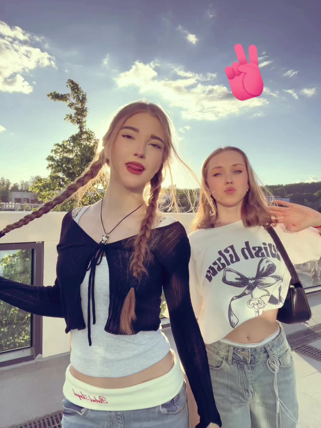 @мельникова