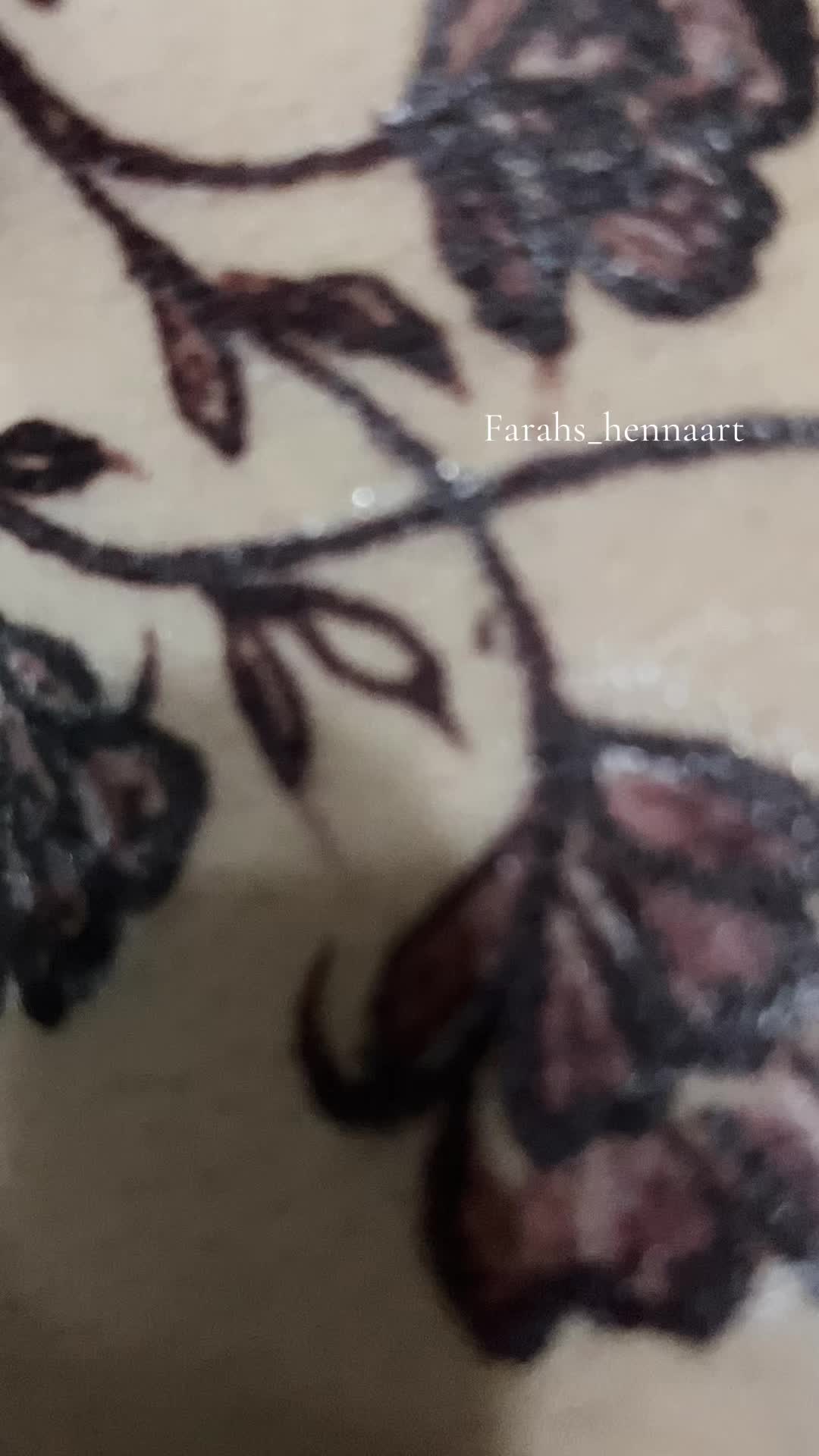@Farahs_hennaart💅