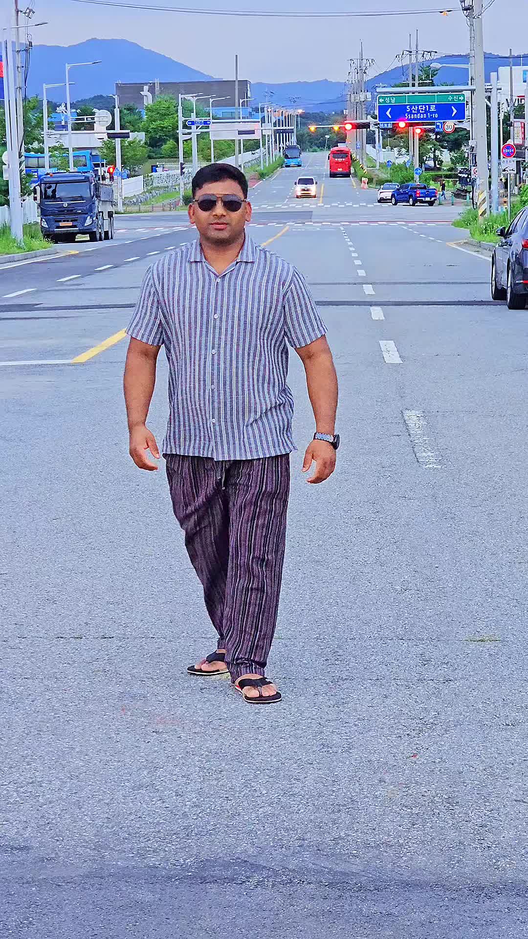 @Chandra Sharma 🇳🇵🇰🇷
