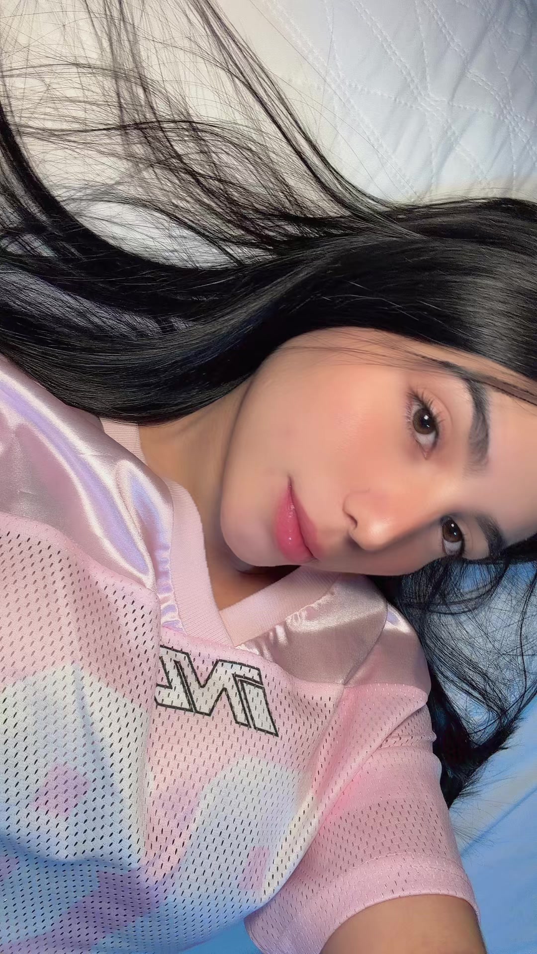 @𝐋𝐞𝐚𝐥🧸