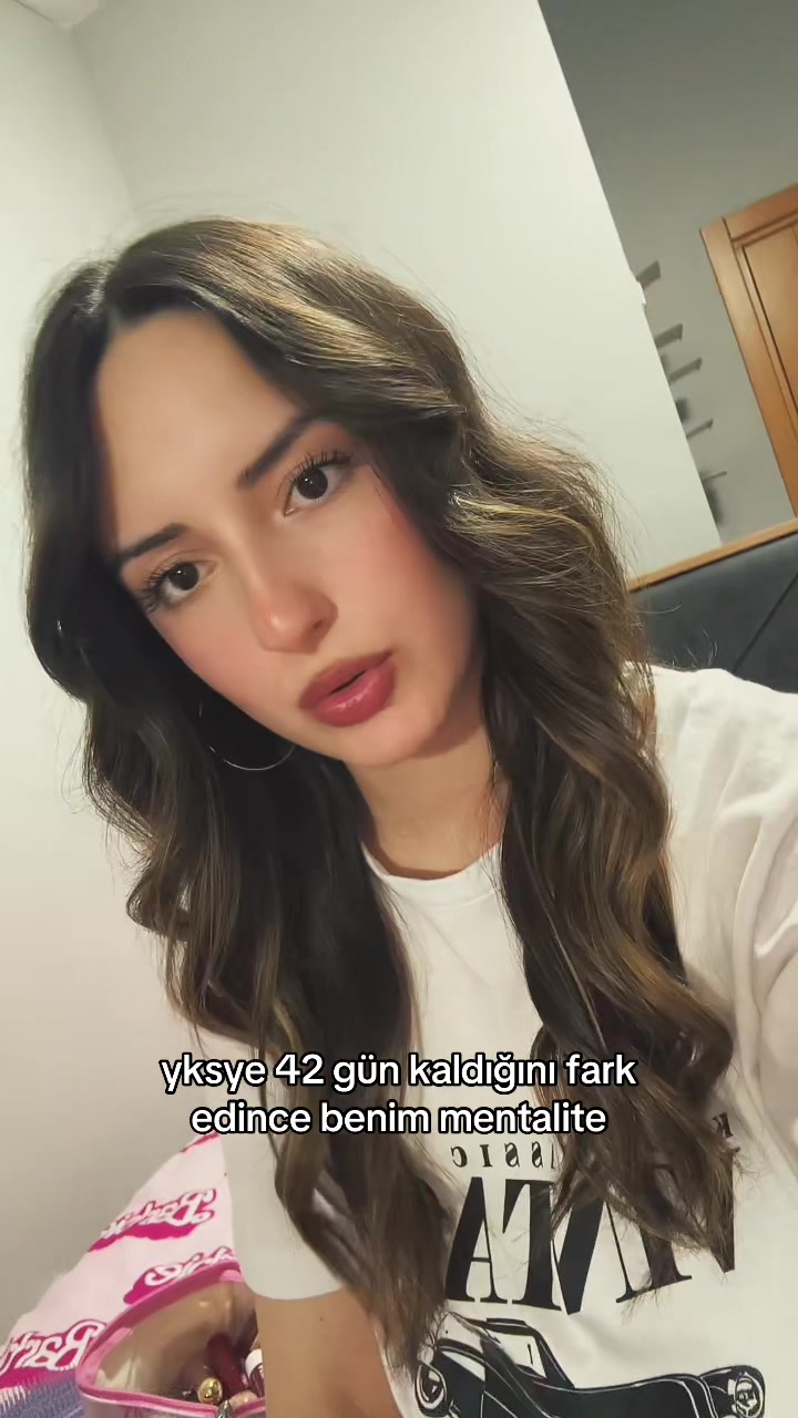 @zeyminii