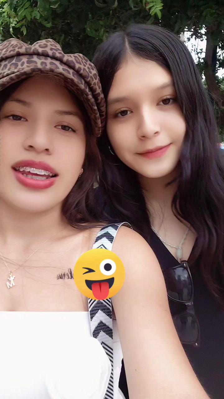 @Mareli🎀🪐