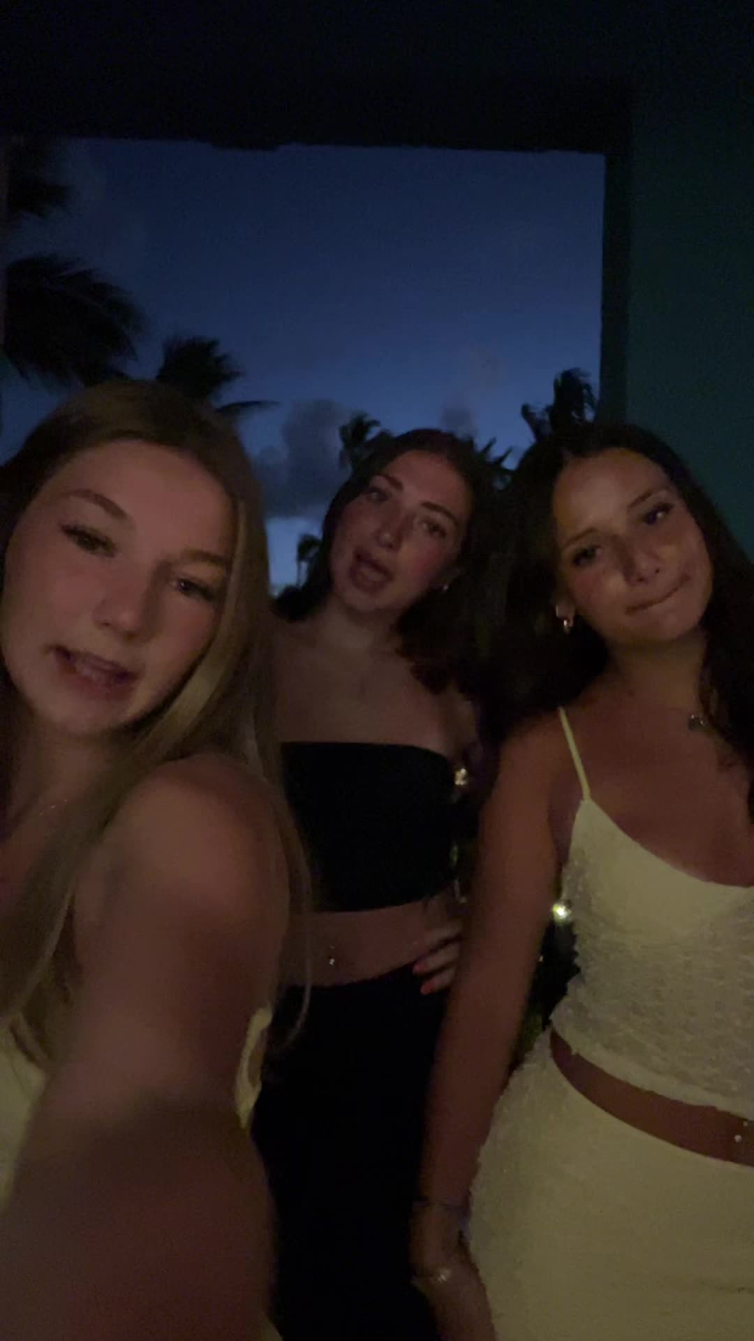 @Lara Fraser