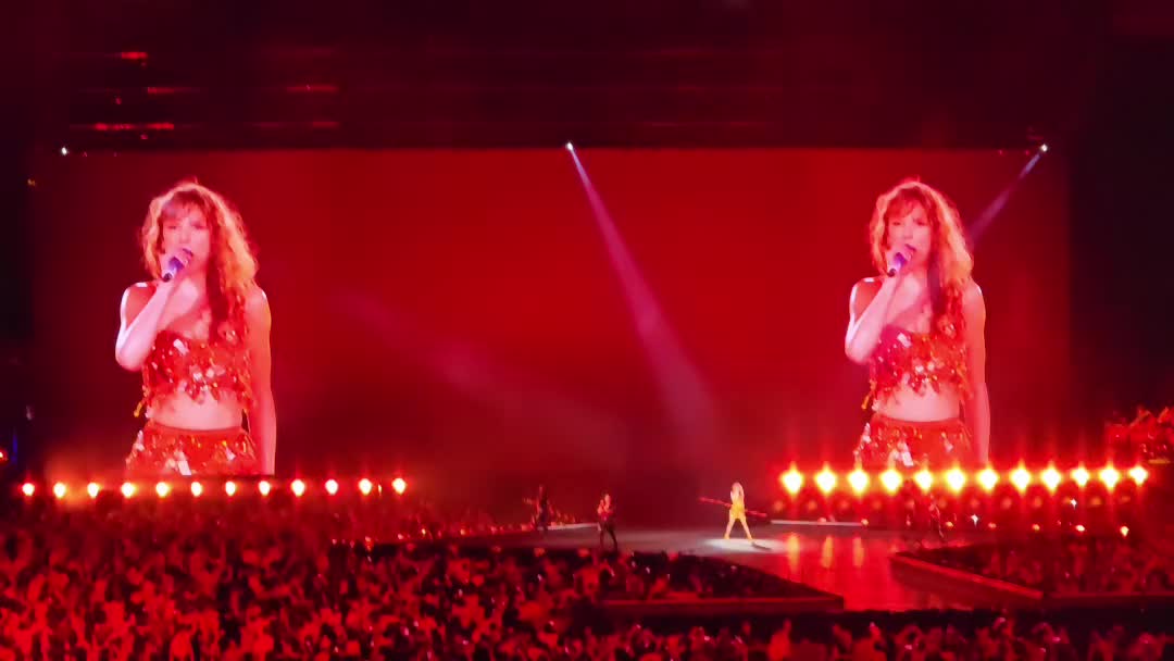 @𓂃꙳⋆videos from the eras tour