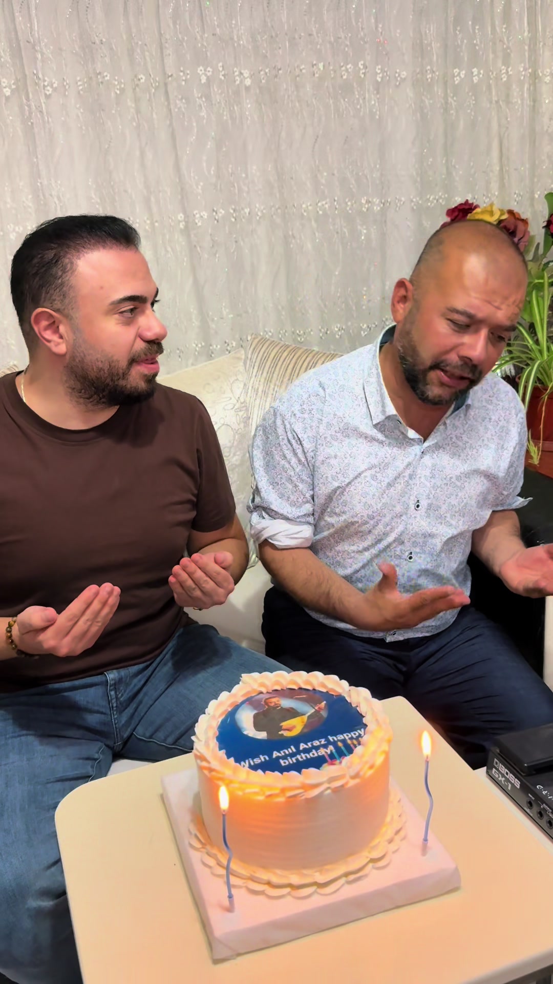 @Anıl Araz