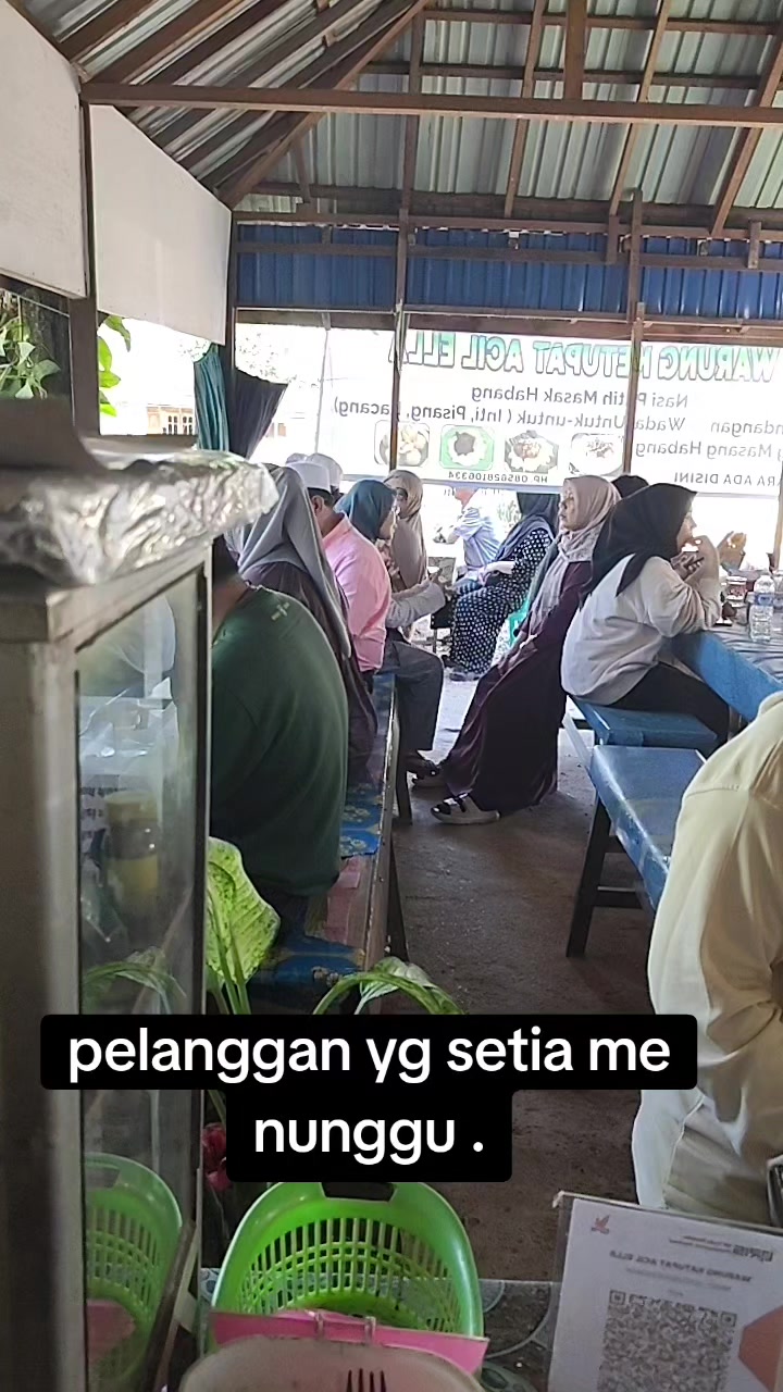 @warung katupat acil ella