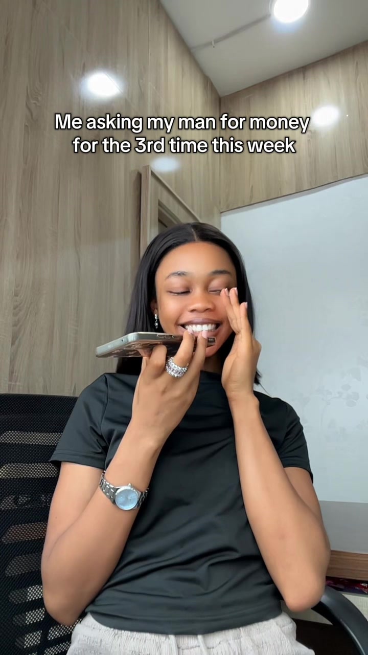 @Favee🦋