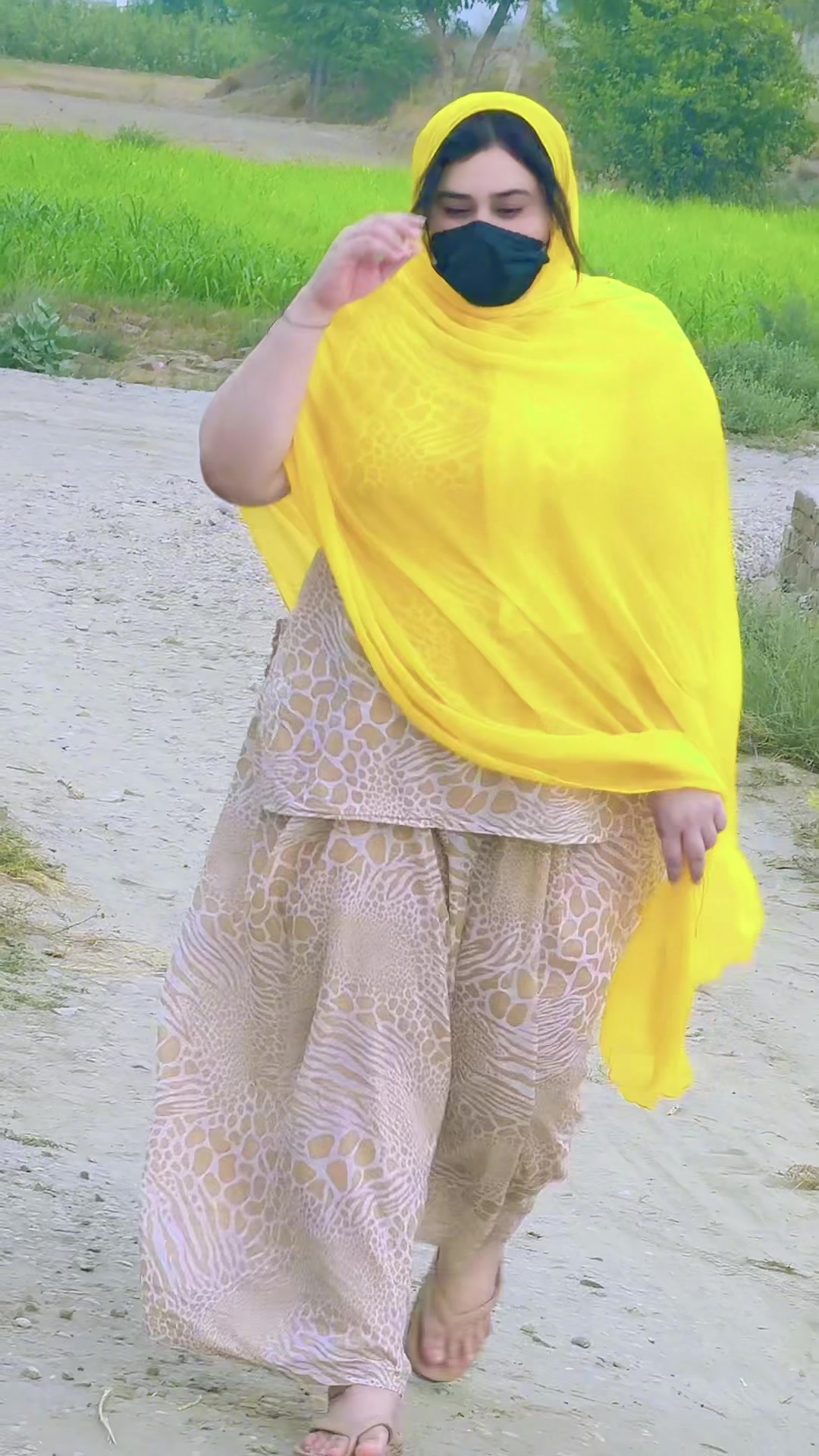 @🦋SONI Khan 🦋