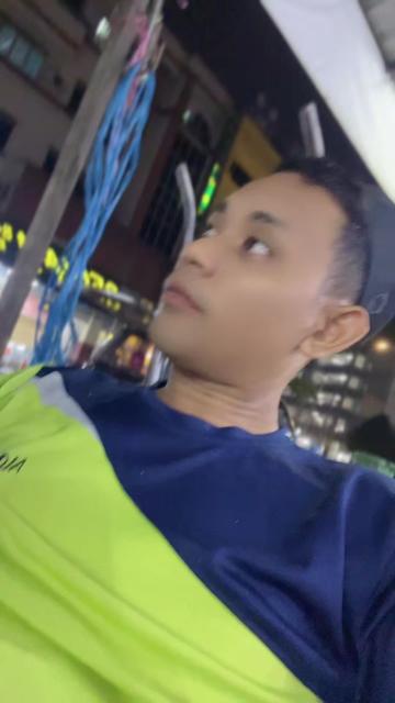 @along_mr.purple80