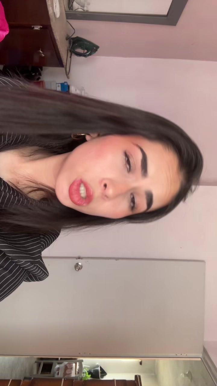 @Yeimy 🦢🎧🪩