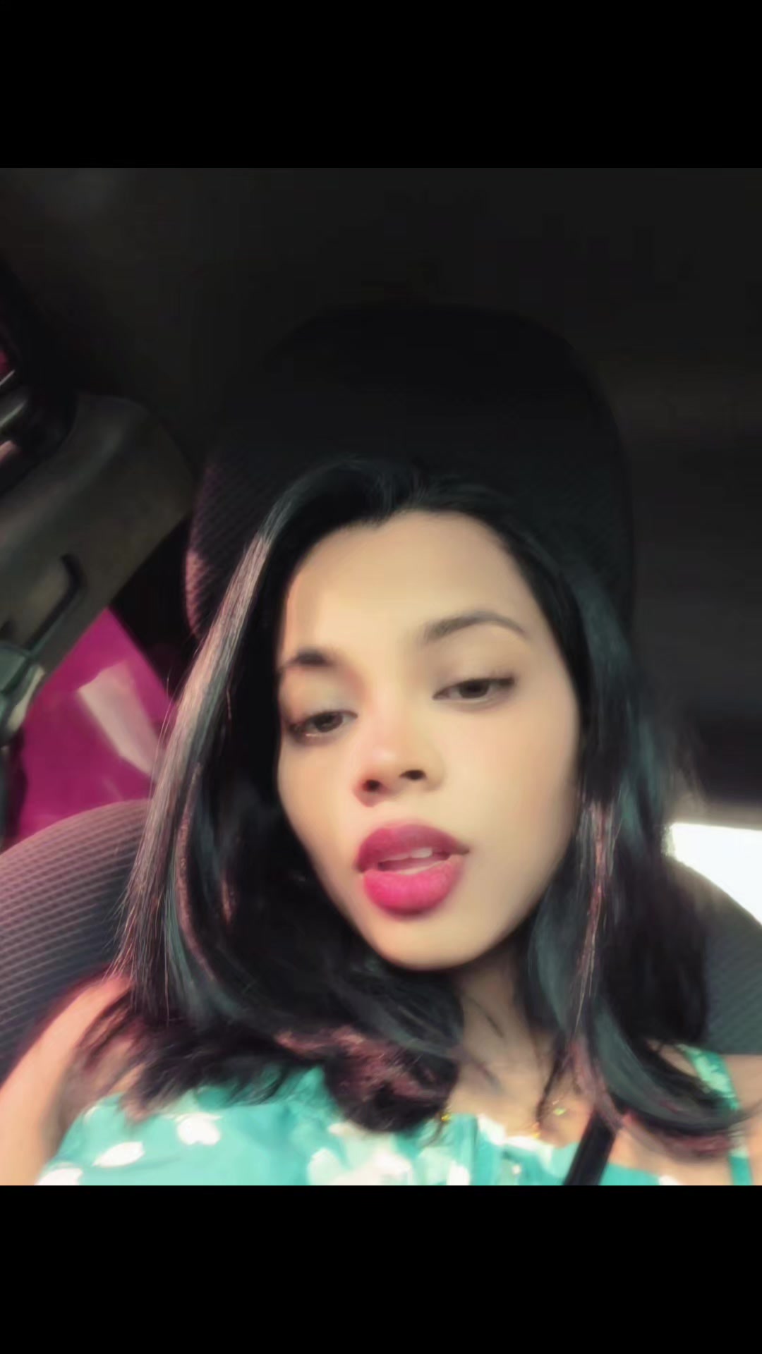 @Neha_.