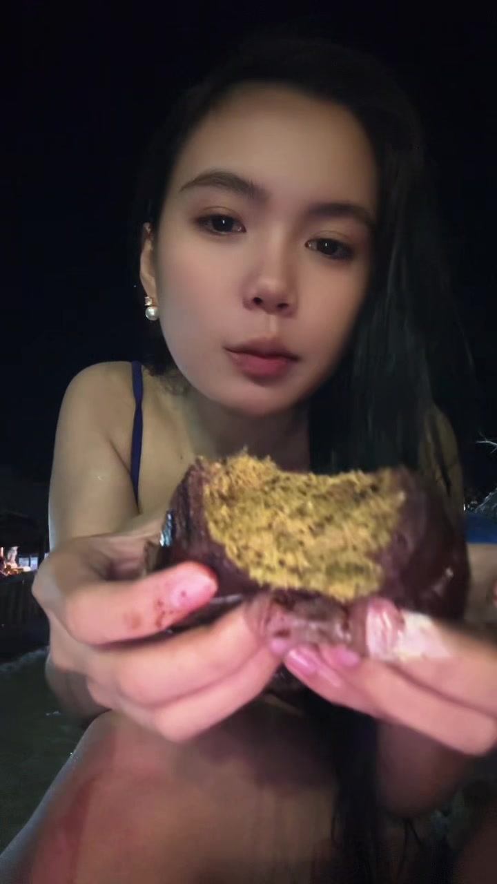 @Cᴀʟʟɪᴇ.