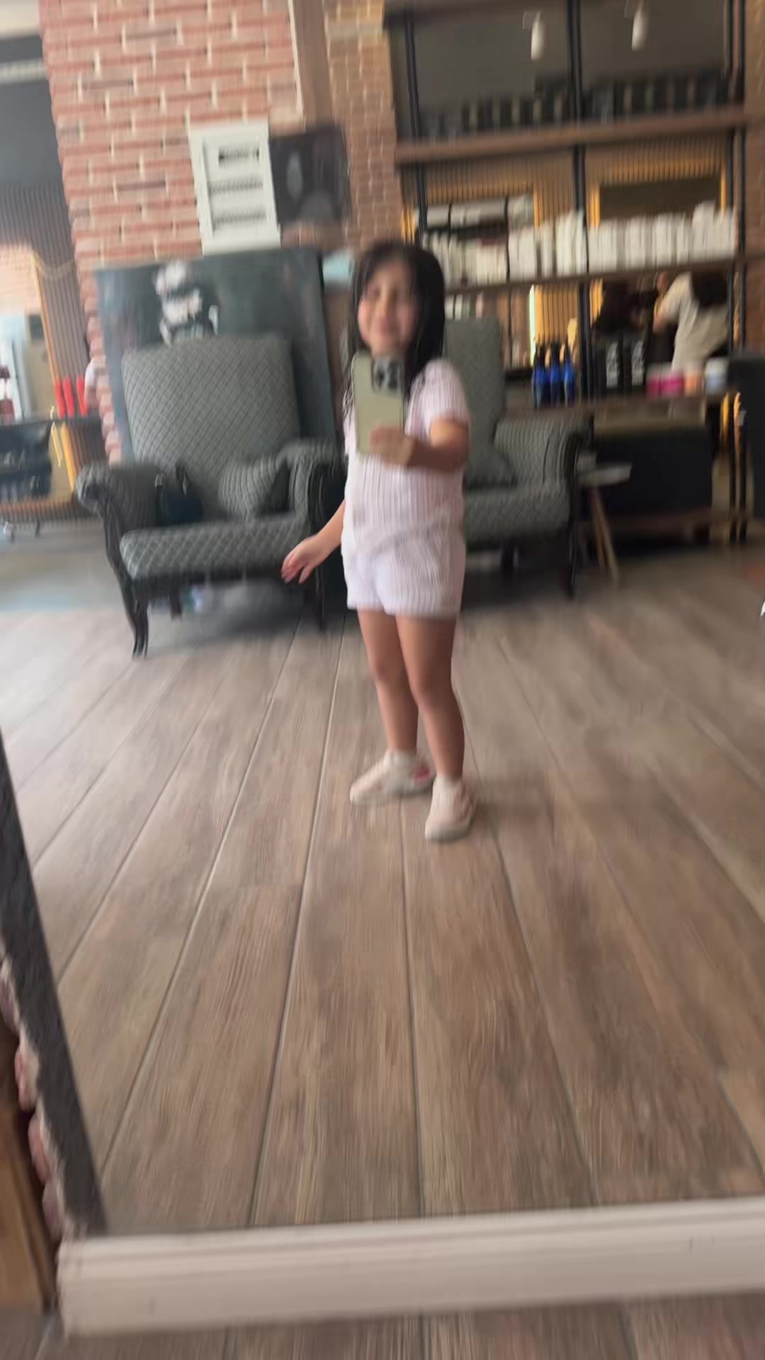 @Burcuözeryavuz