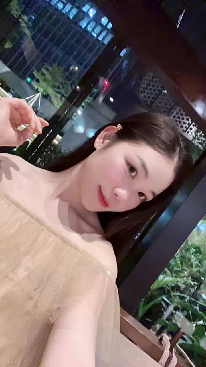 @Lấy được chồng thì đổi tên 🌚