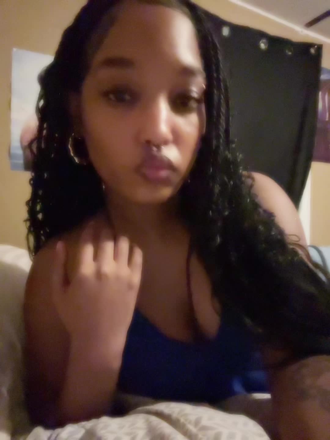 @ariaughnnn