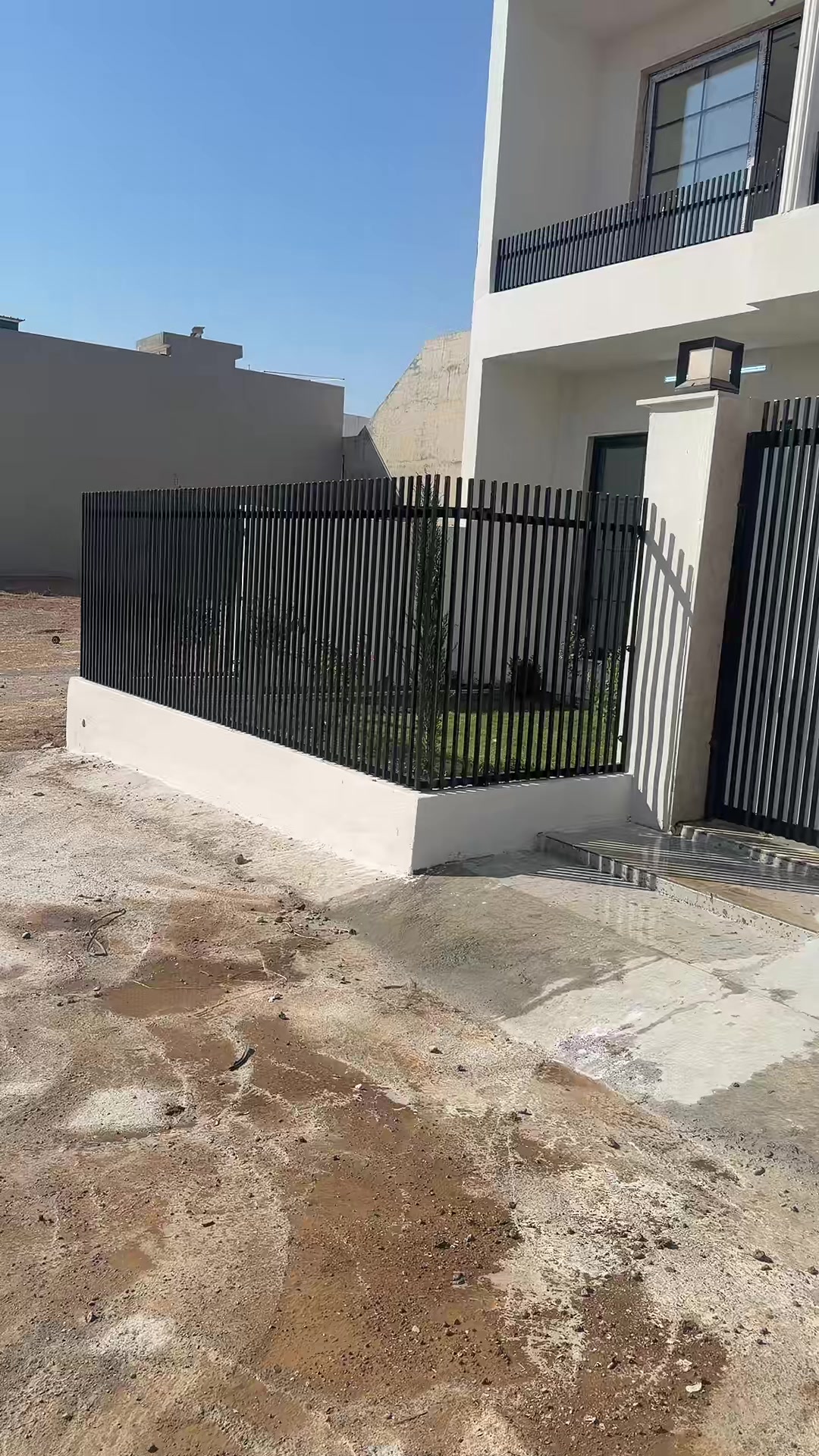 @دیكۆرات دەرباز