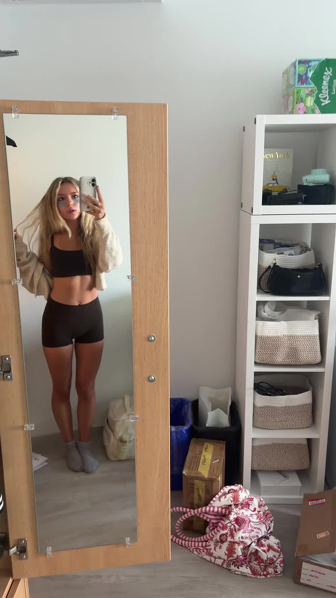 @aleksandra
