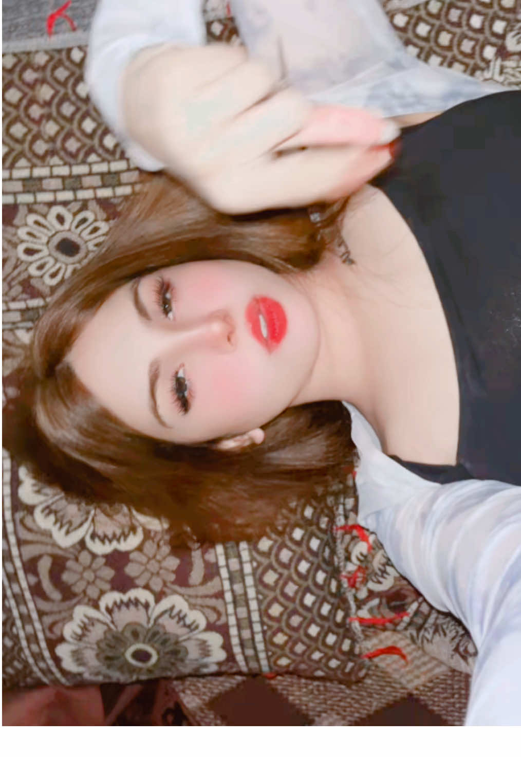 @Hoorpari ❤️🦋