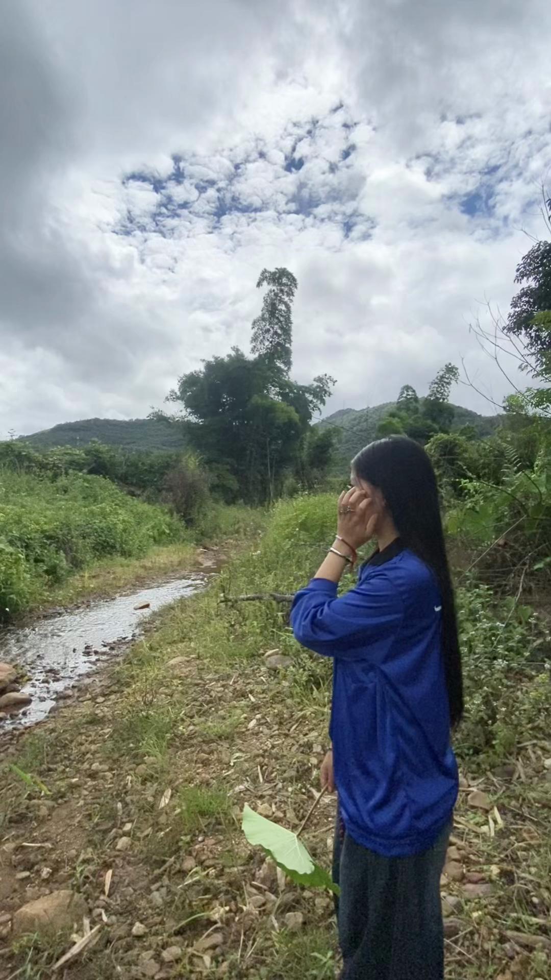 @💫