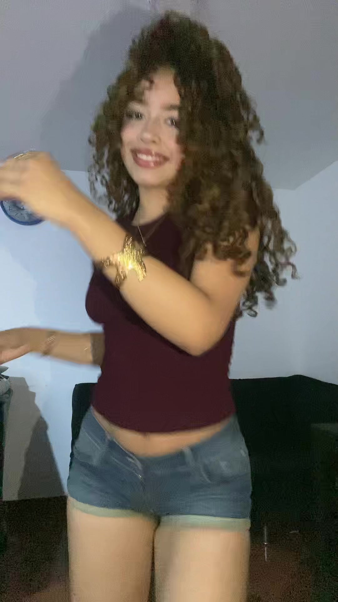 @astridvalentinaa0