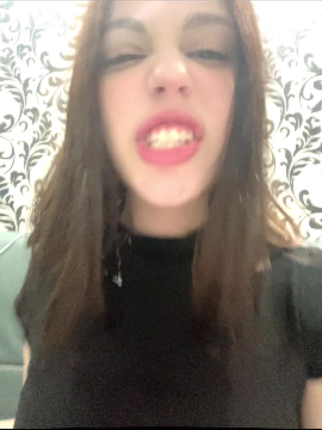 @mibaak