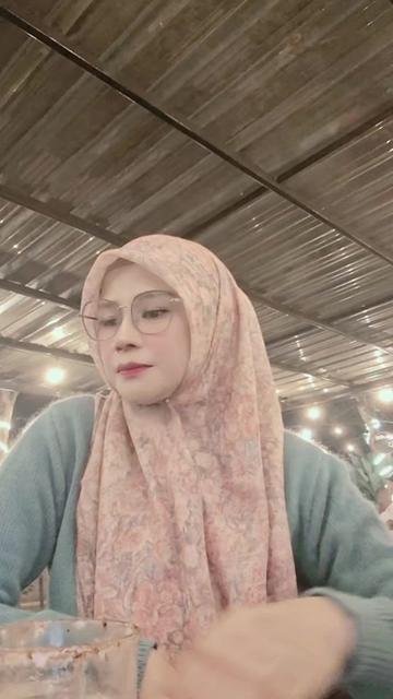 @Neng syam🍀