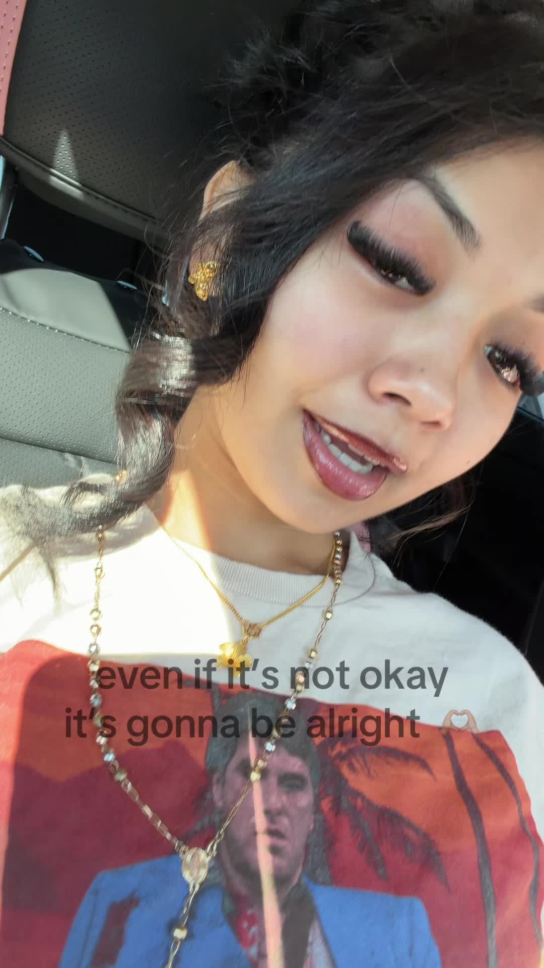 @_realprettyangie