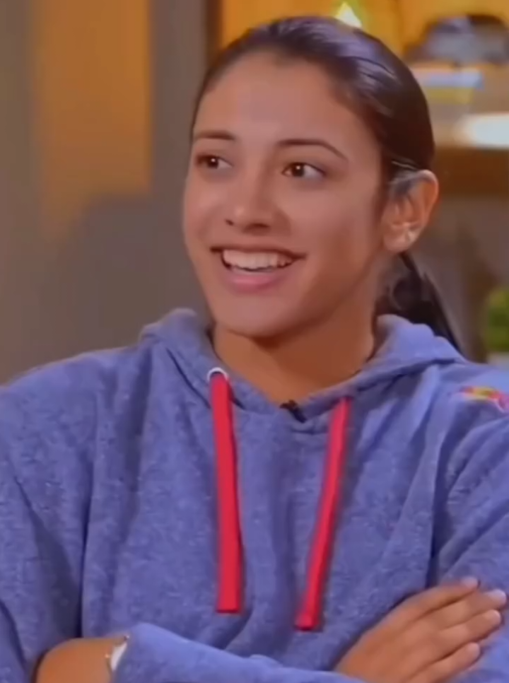 @"SMRITI_MANDHANA_FAN"
