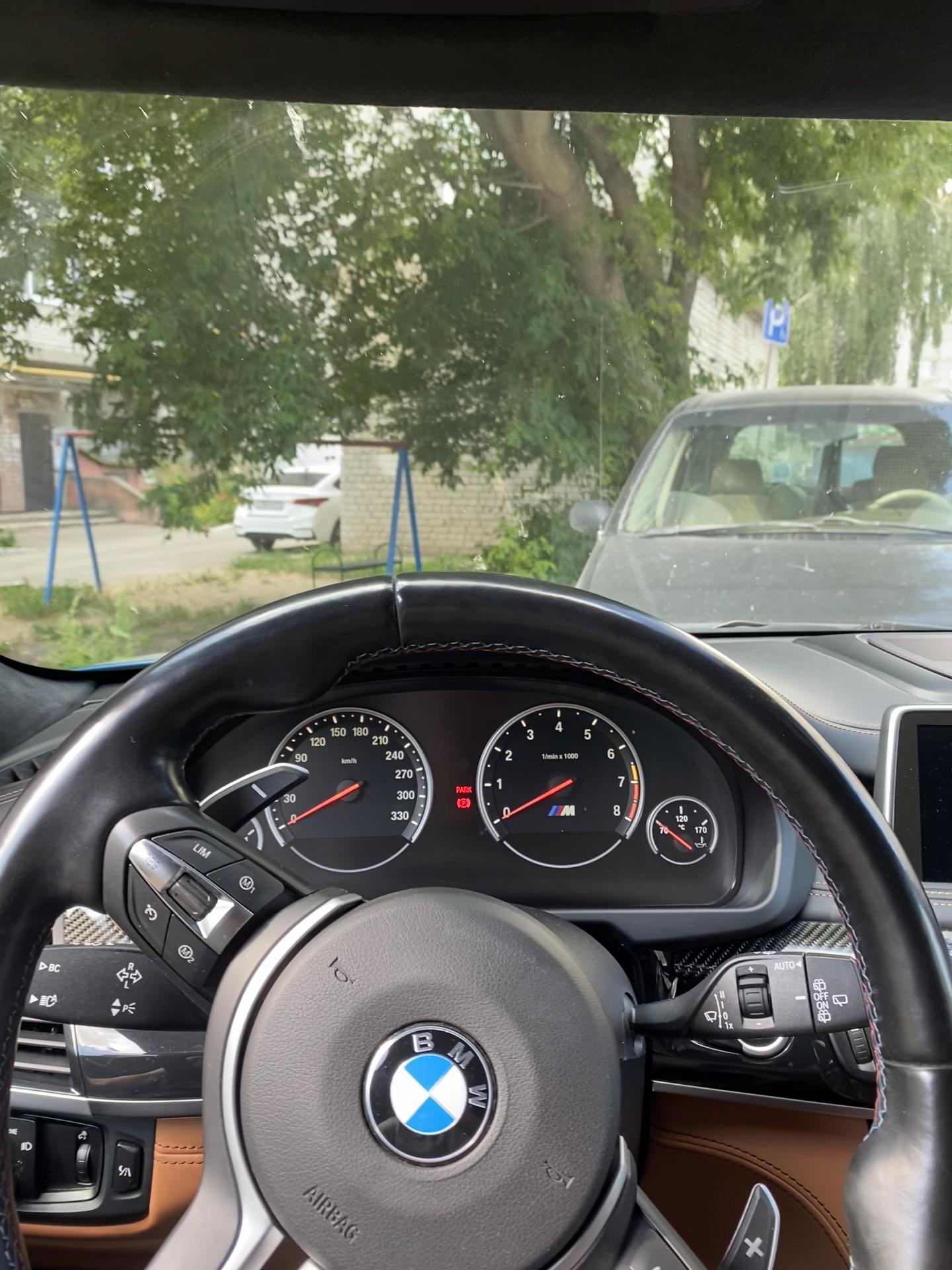 @001