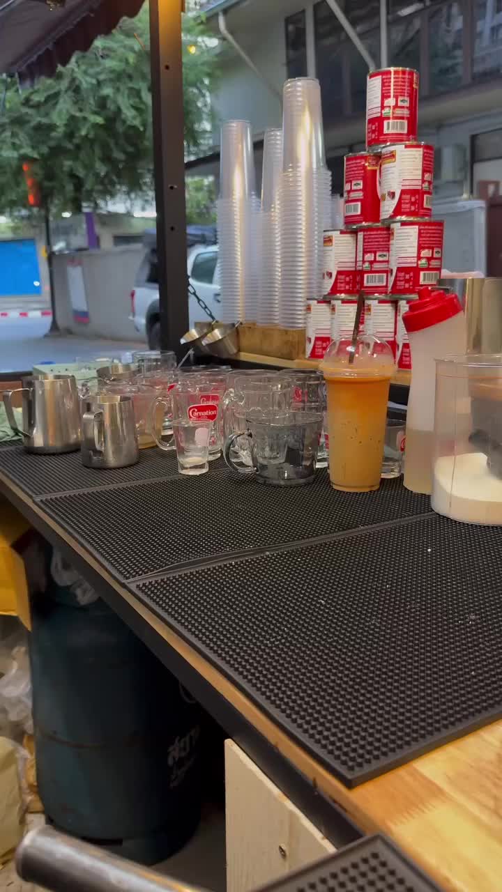 @ร้านนกคนชง