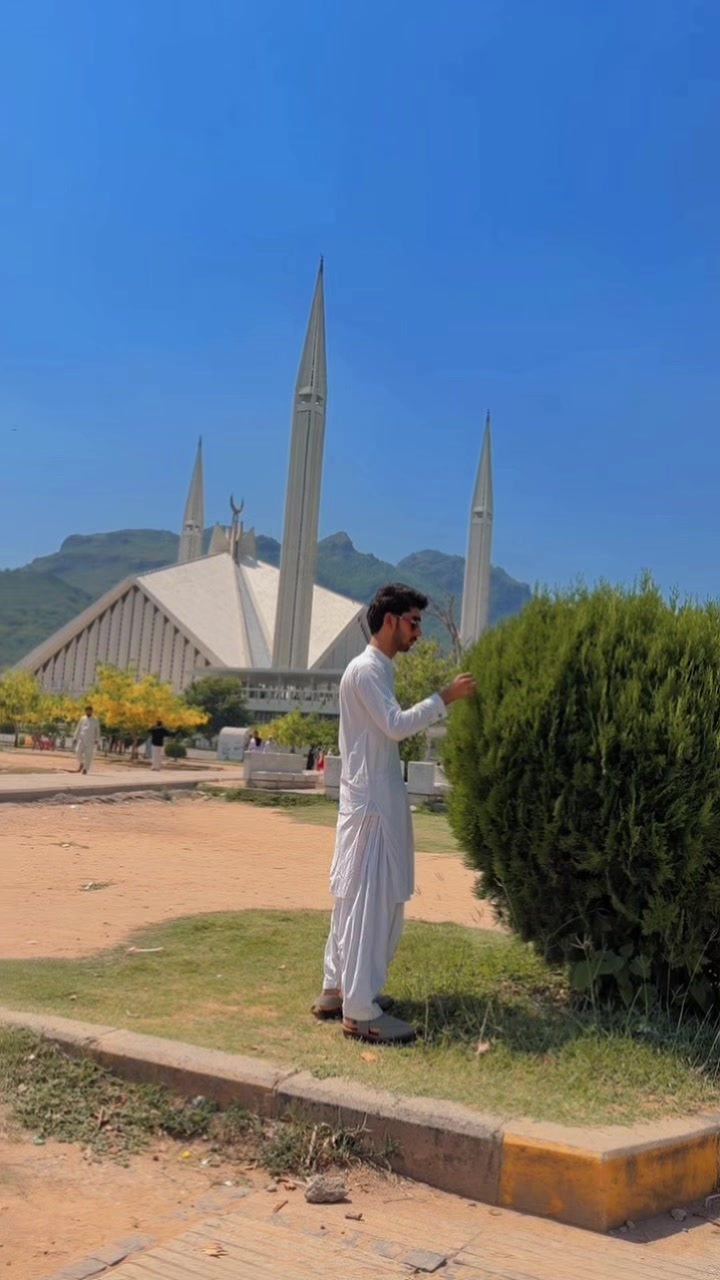 @WAQAS AHMED