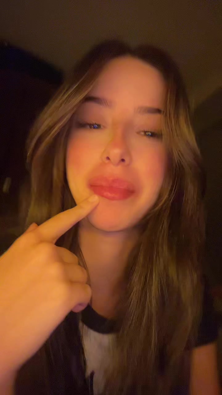@✨