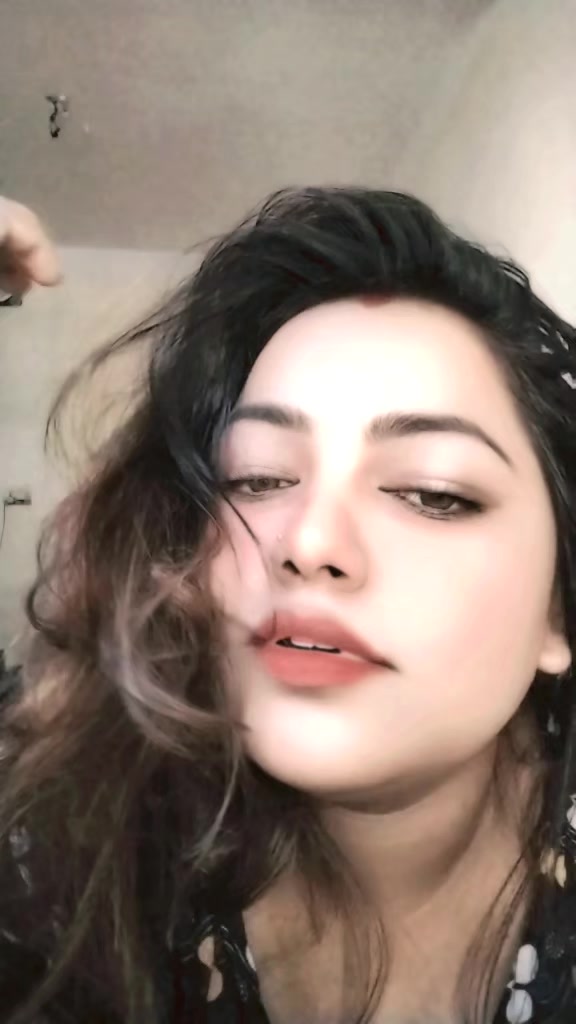 @KAJAL SHARMA 🫰