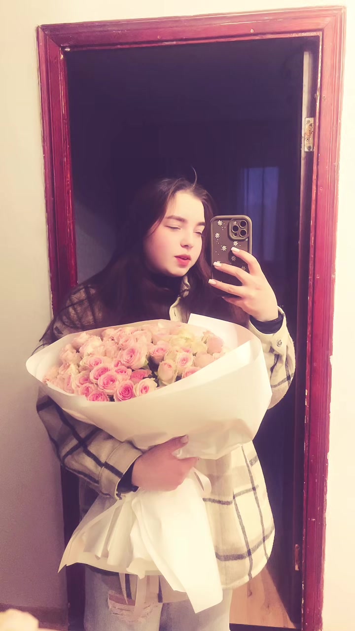 @Anutka_💕