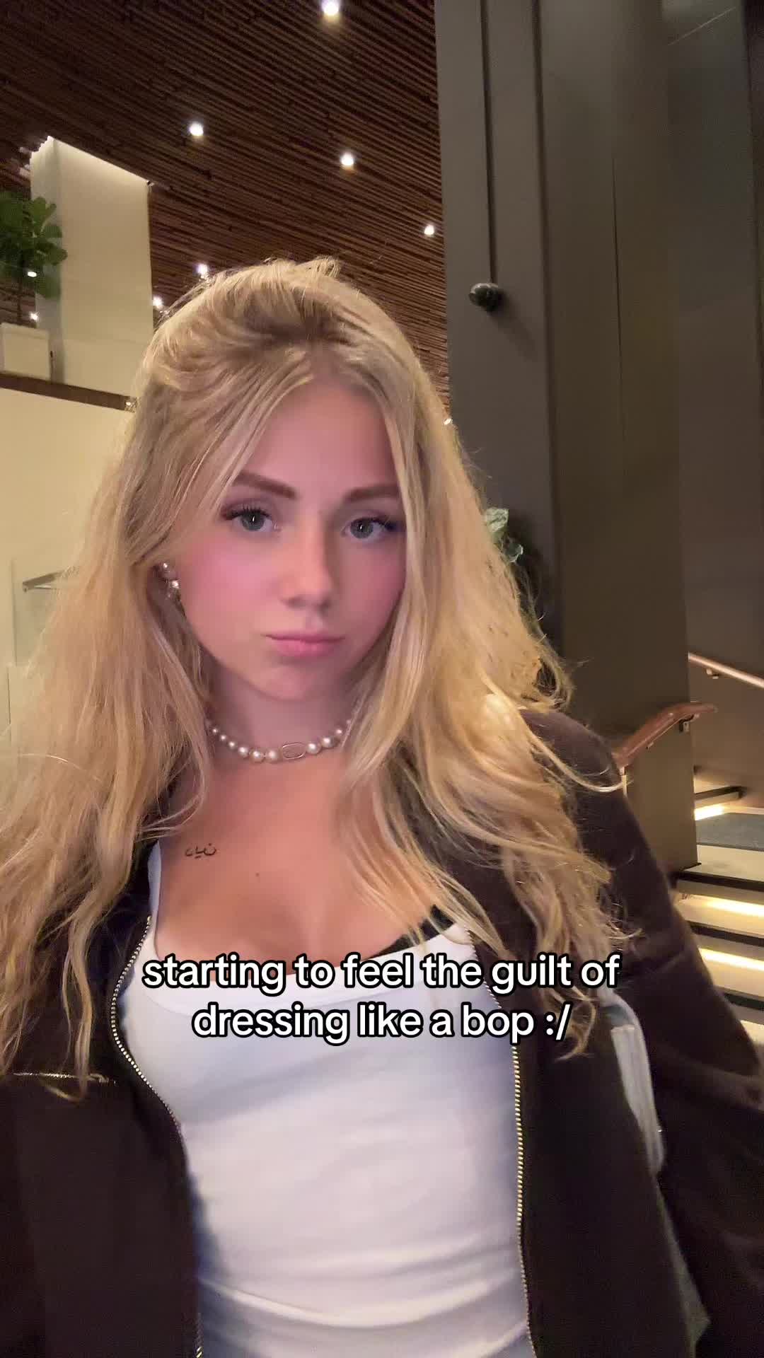 @athena_hawn