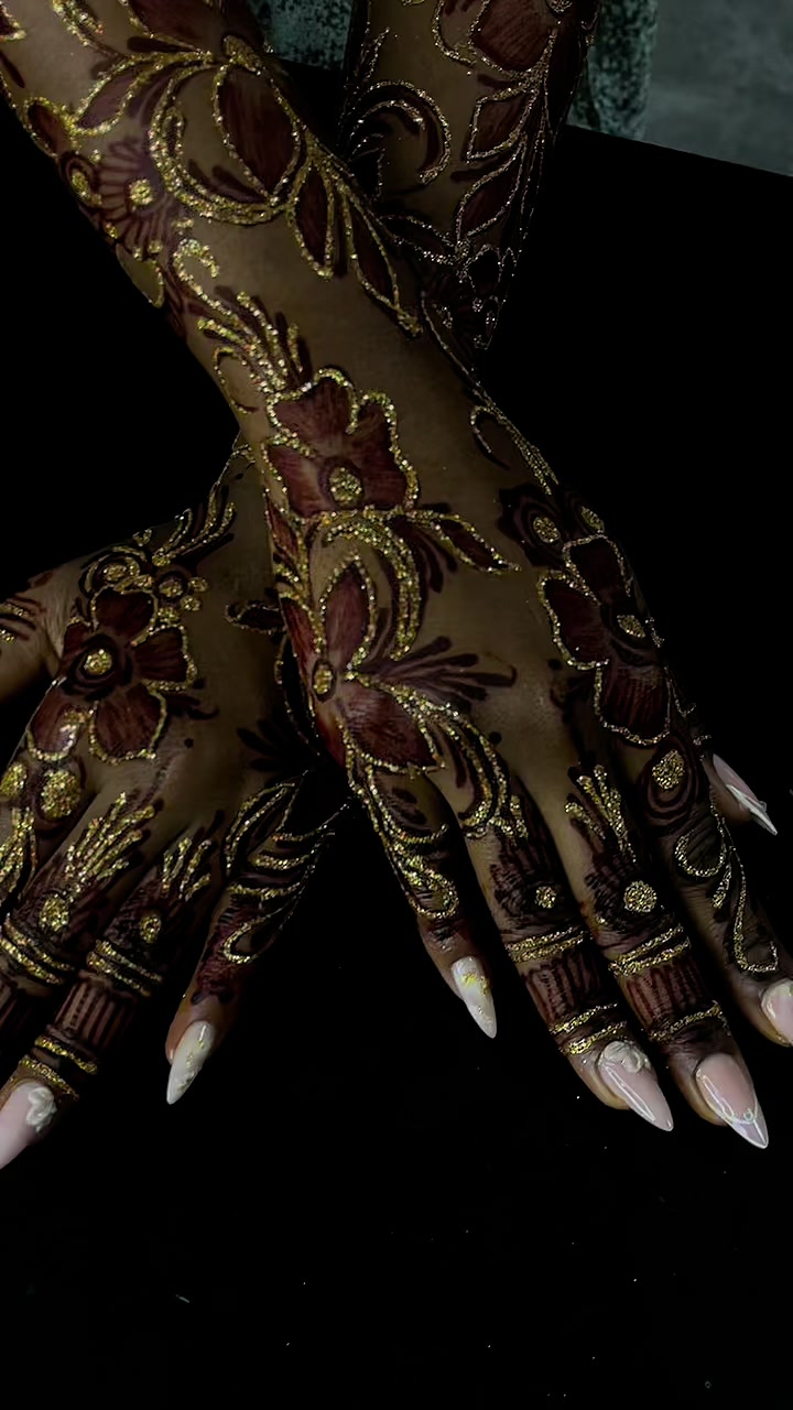 @Hafi henna design & school