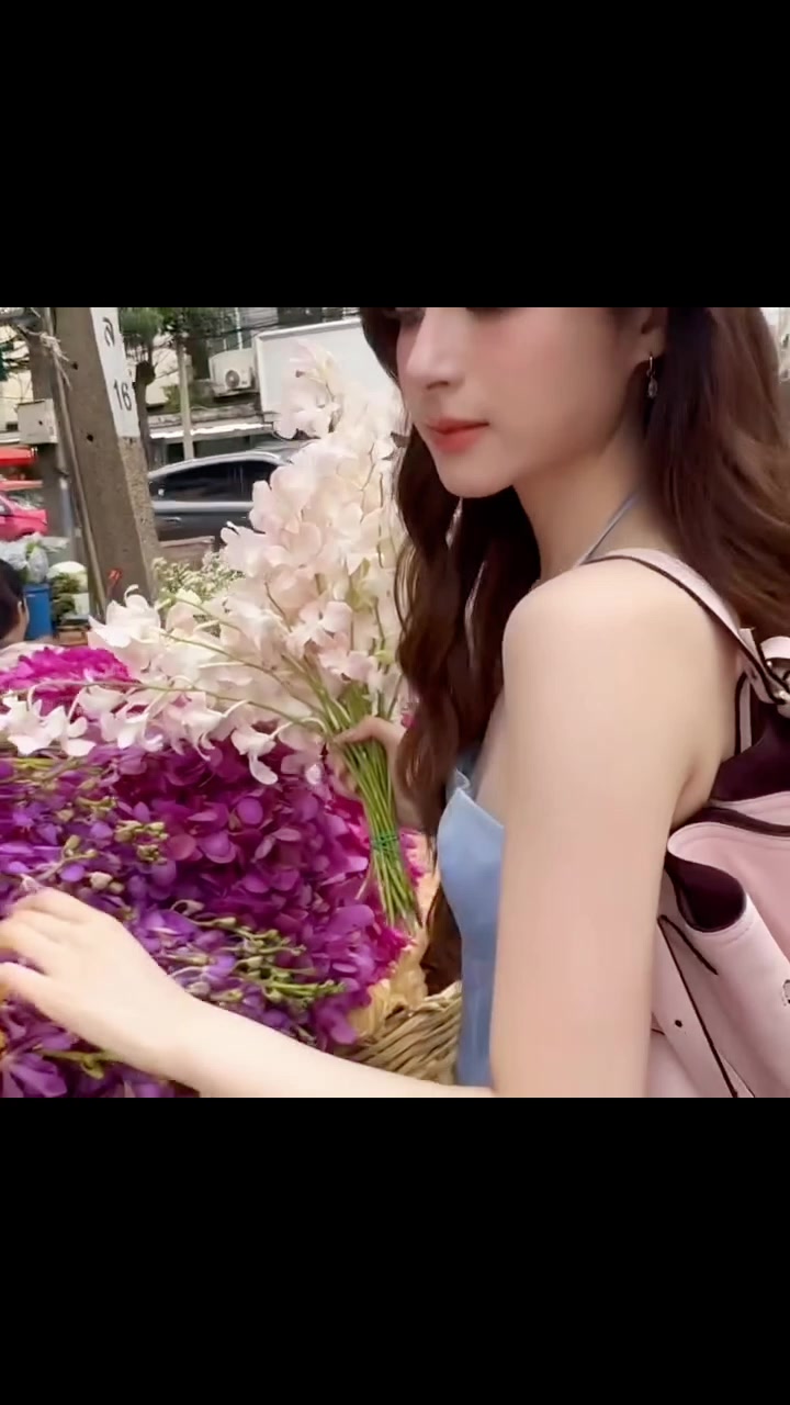 @emily