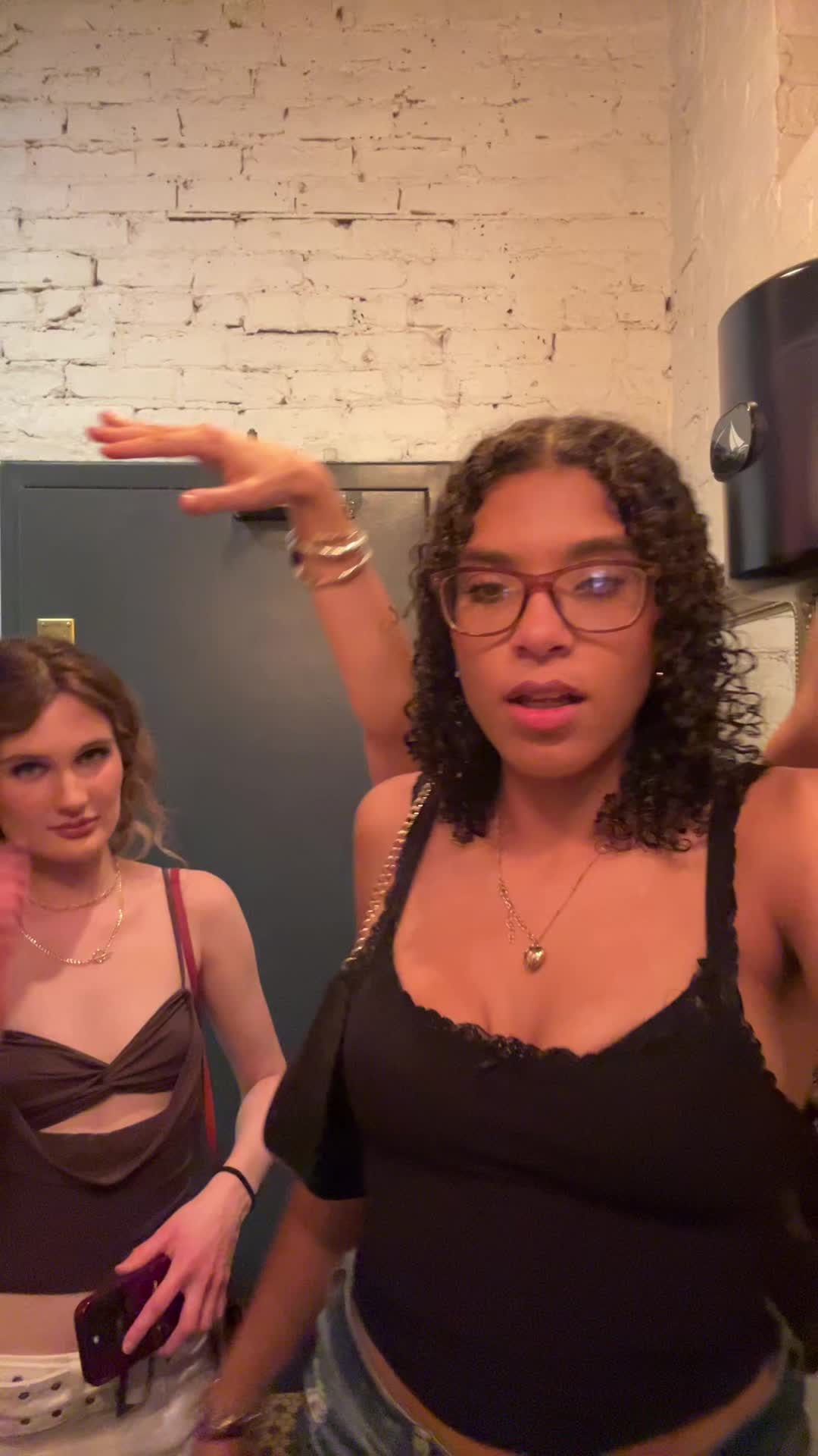 @KINGSSYYYYYY