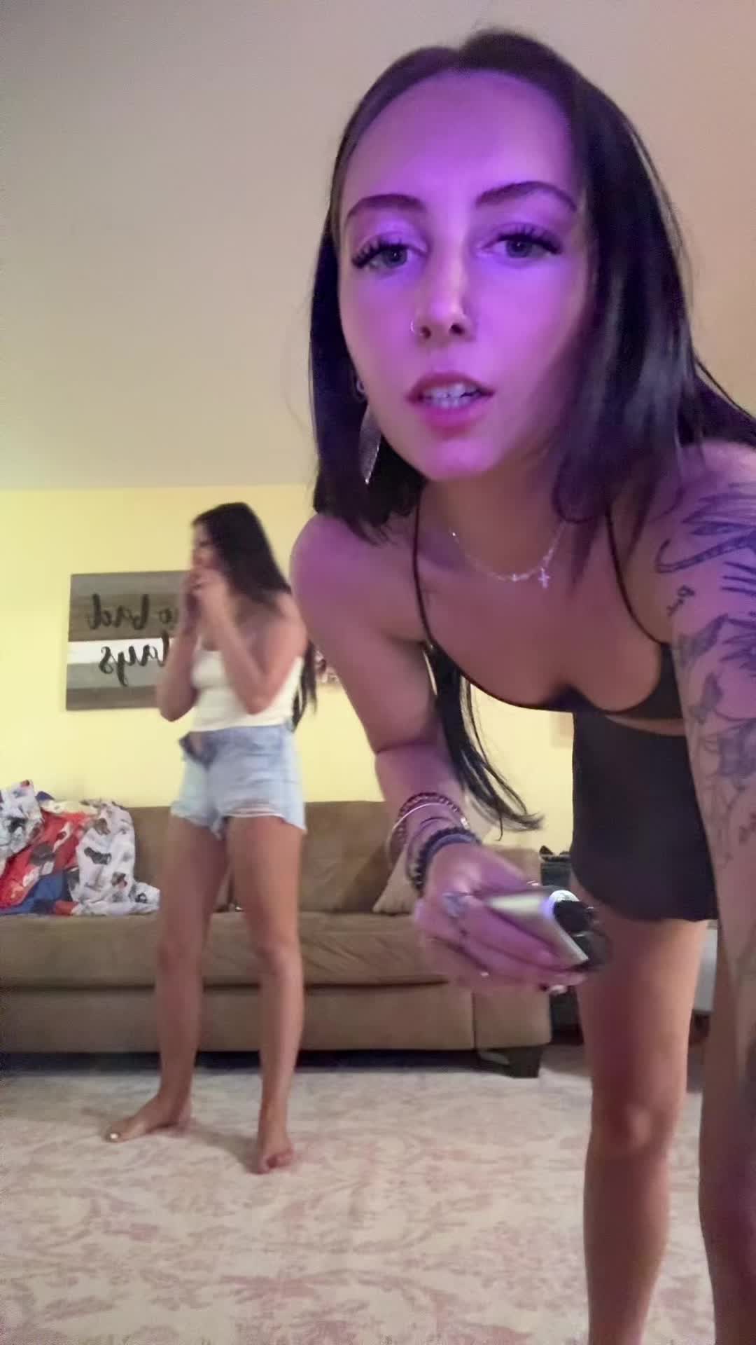 @𝘼