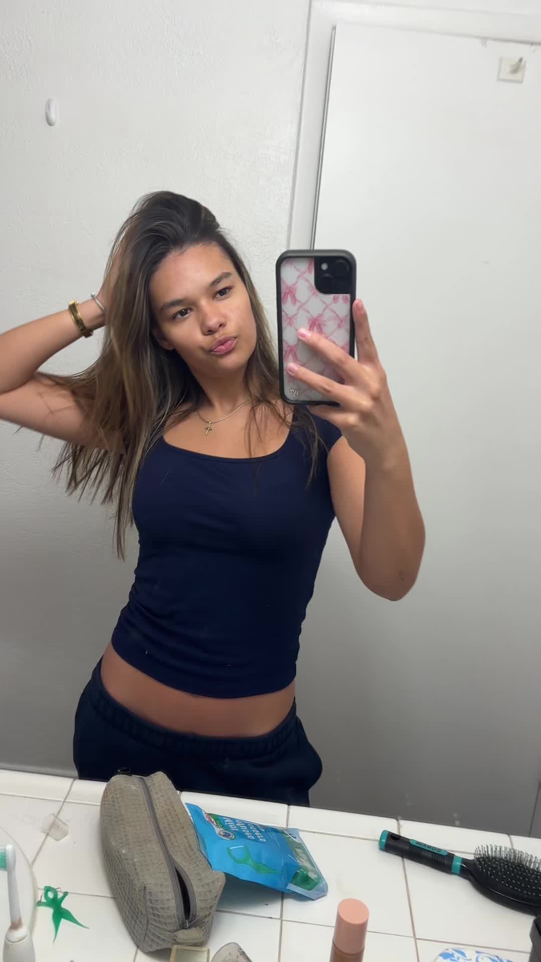 @anna