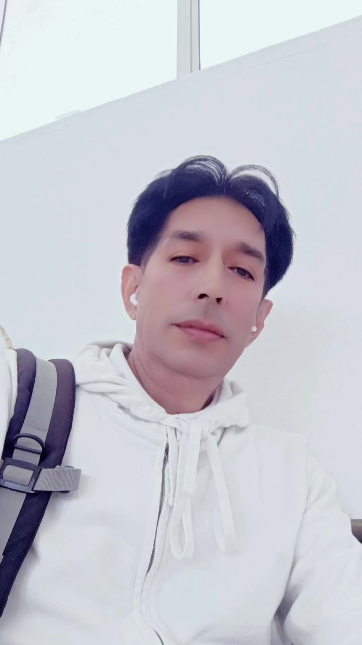 @José Tinizaray Olmedo
