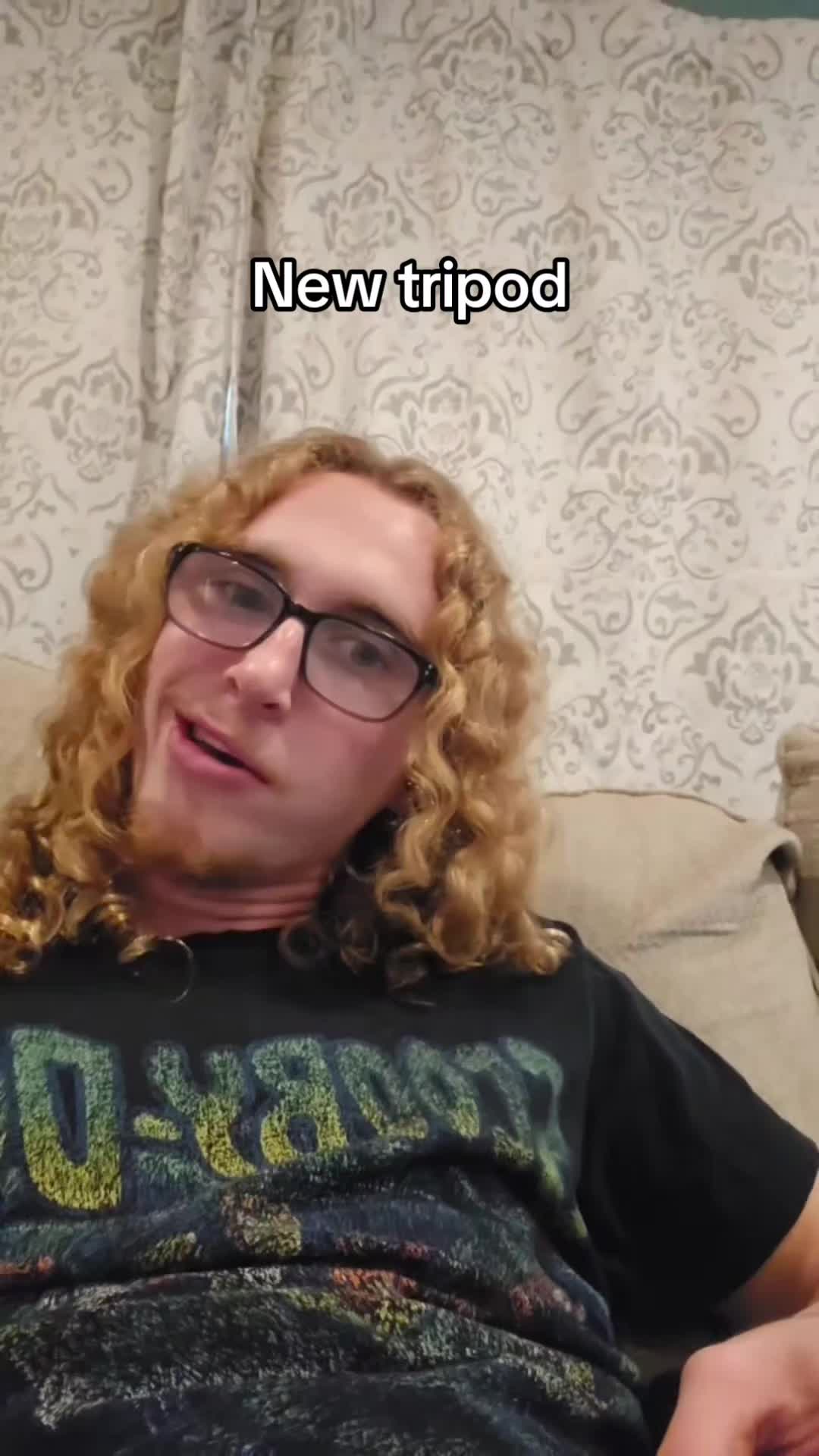 @GoldieGl0cks