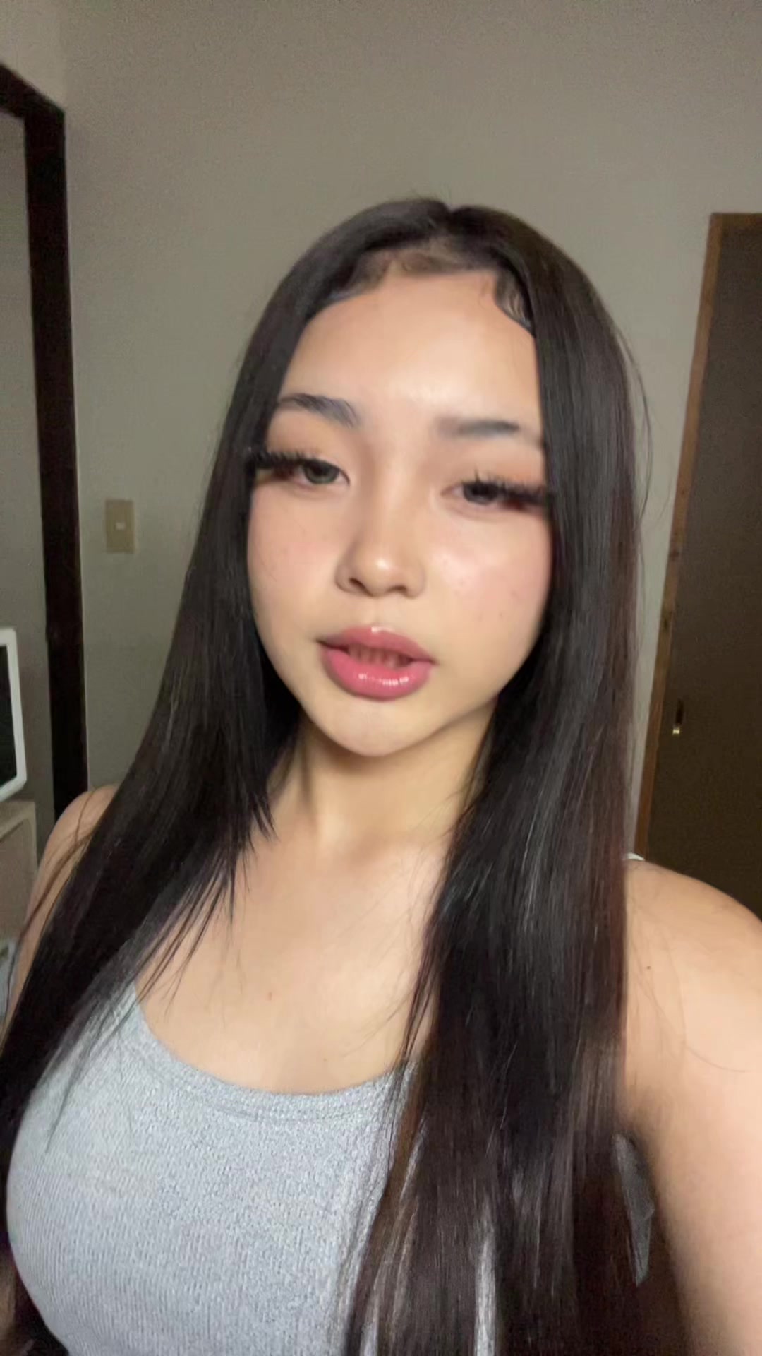 @︎