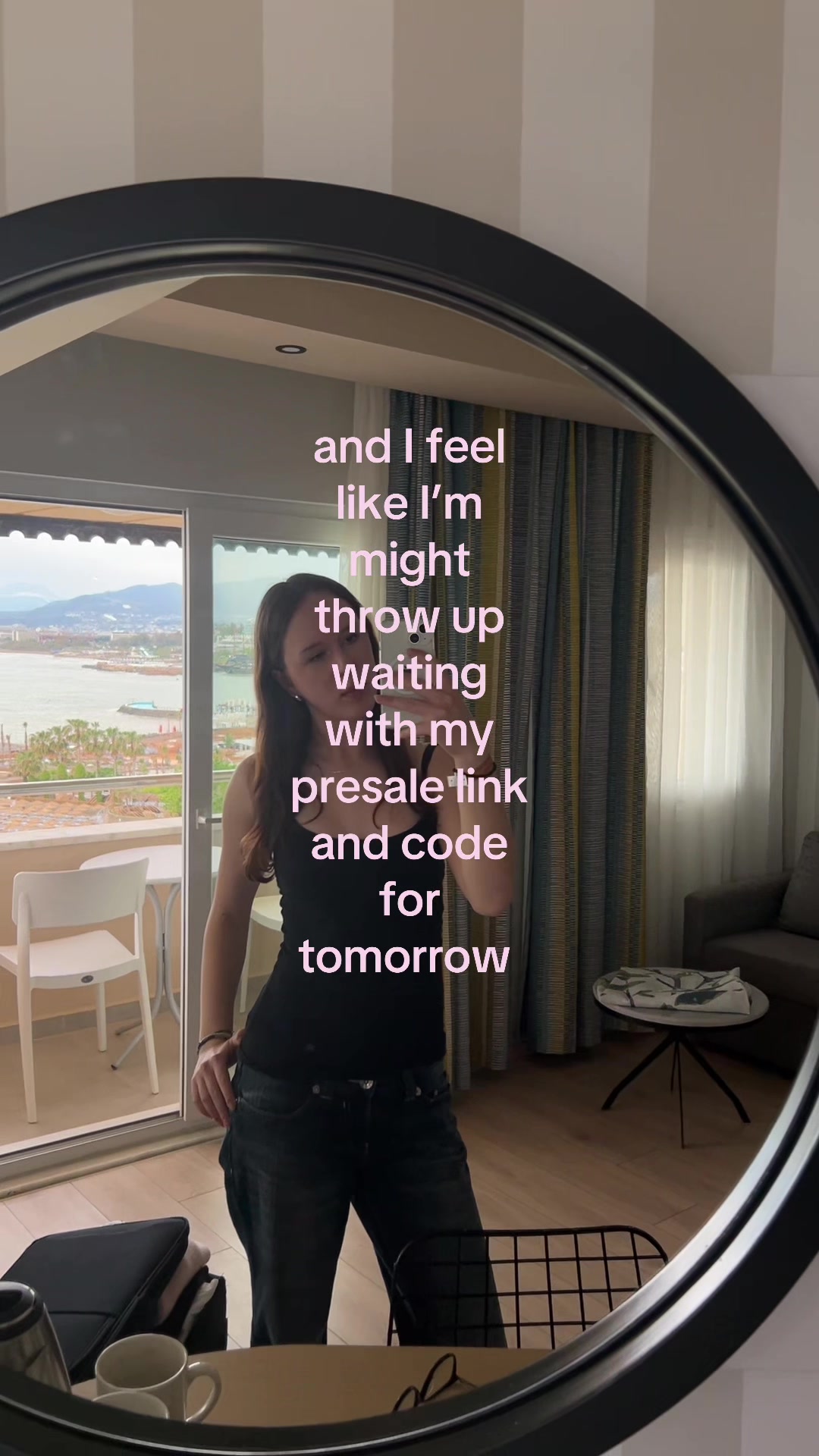 @⚭