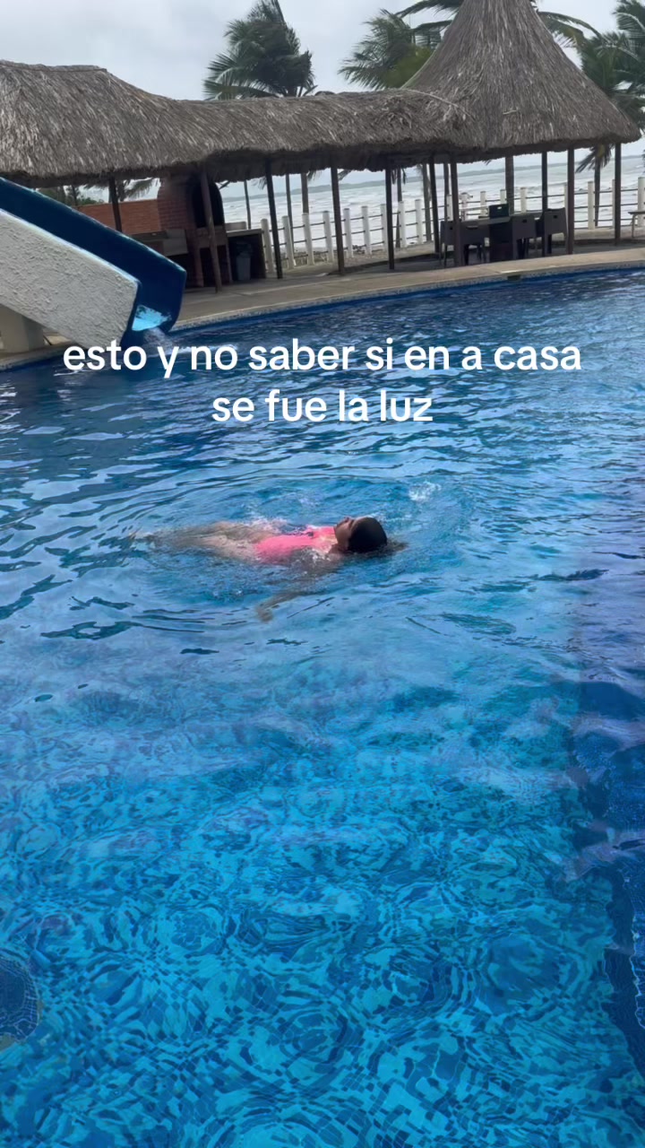 @camiacosta